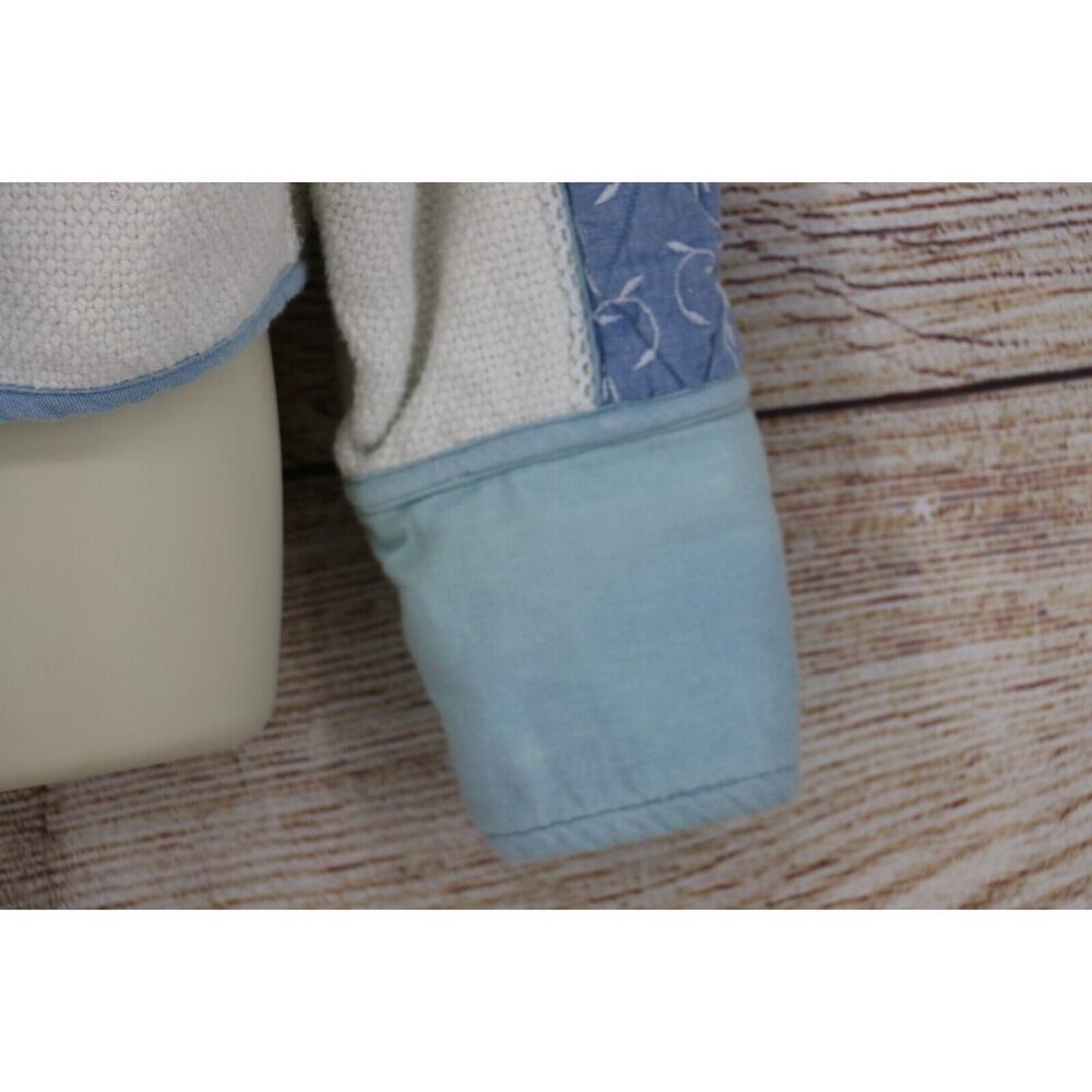 VINTAGE Flashback Womens Sz Large Tapestry Heavy Knit Jacket White Denim Blue - Picture 4 of 7